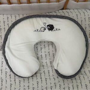 Boppy Luxe Cozy Support Pillow - White and Gray